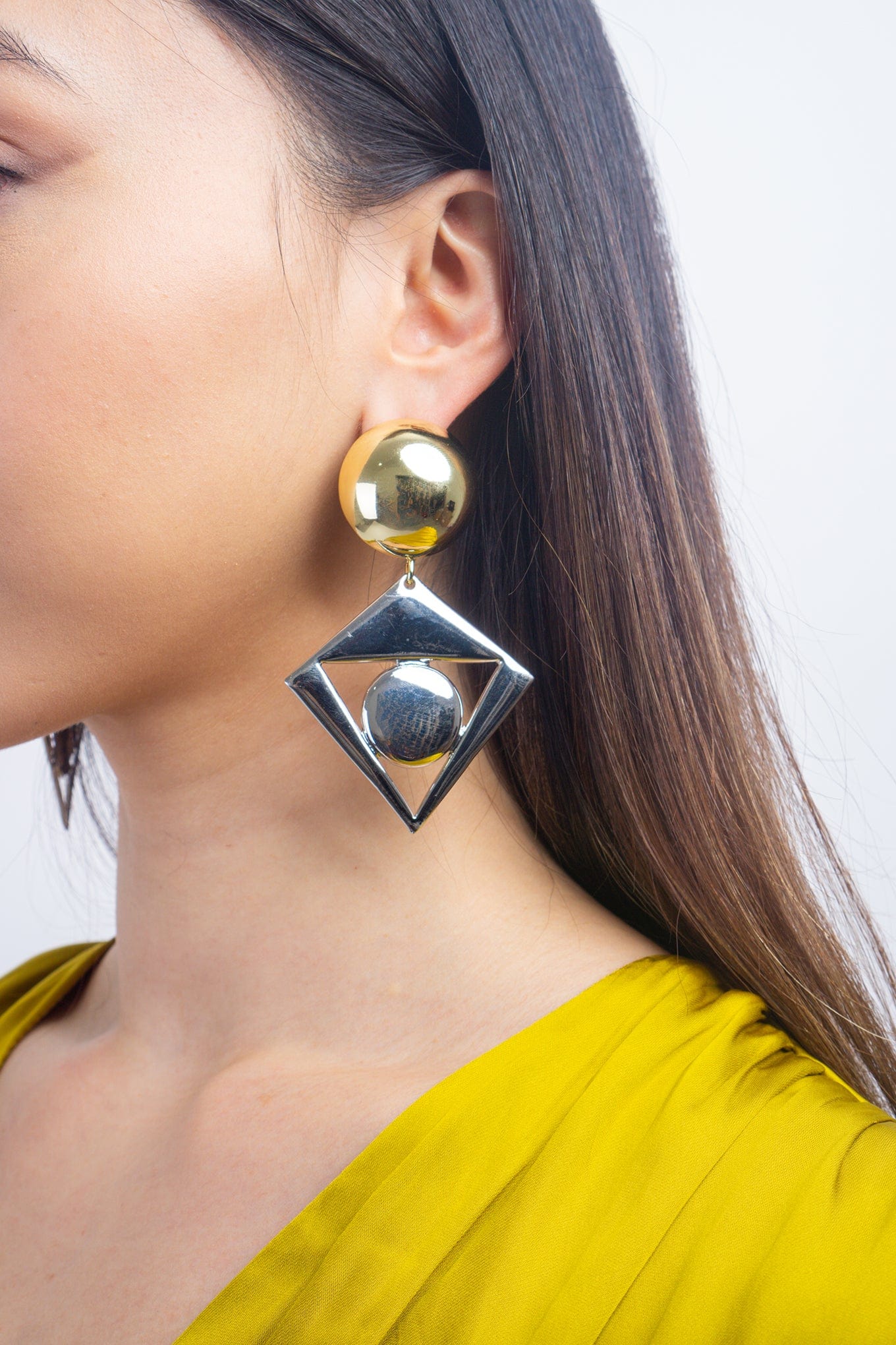 DCD EARRINGS Spherical Triangle Alloy Contrast Geometric Earrings