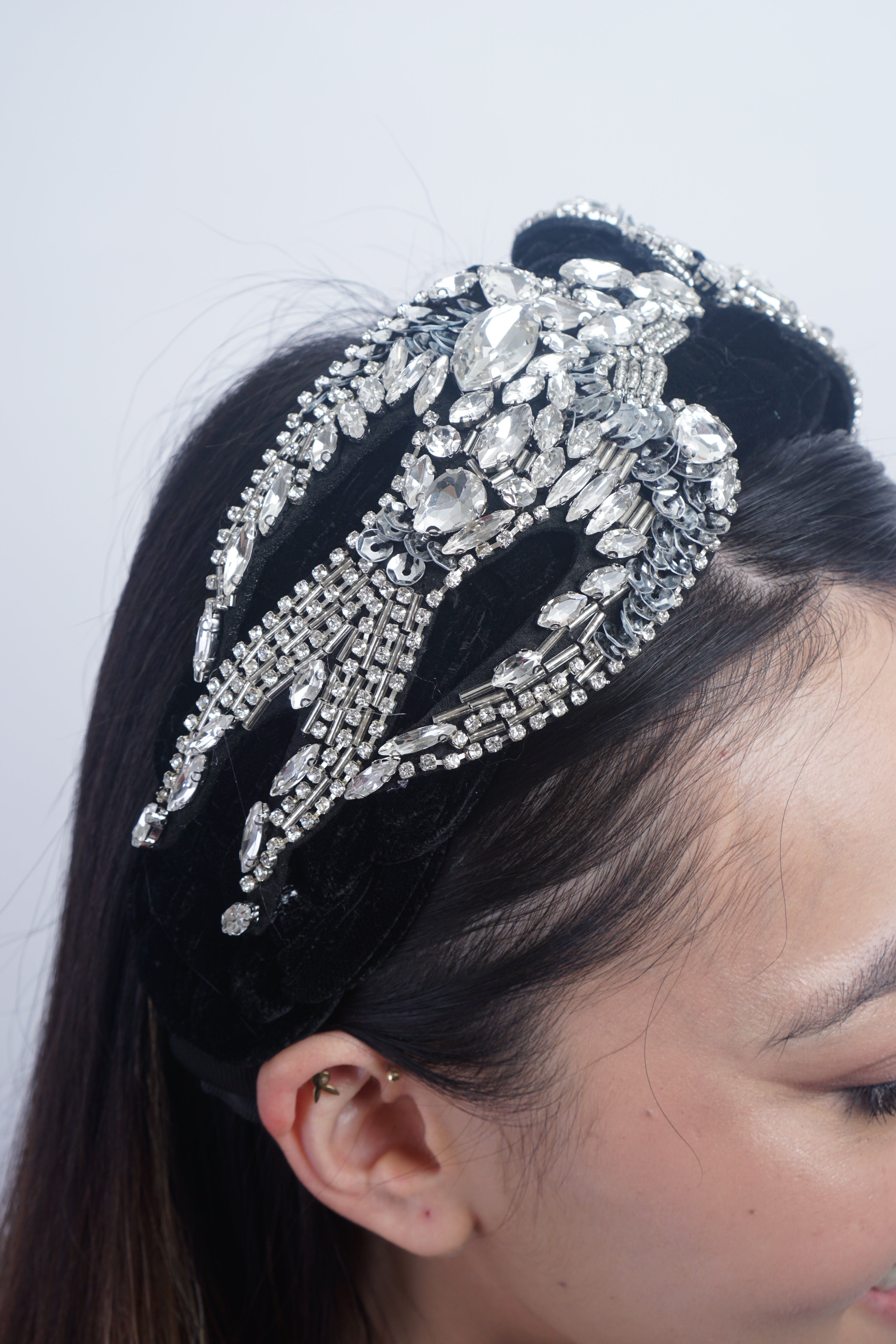 DCD HEADBANDS Black Velvet Bird Rhinestone Headband