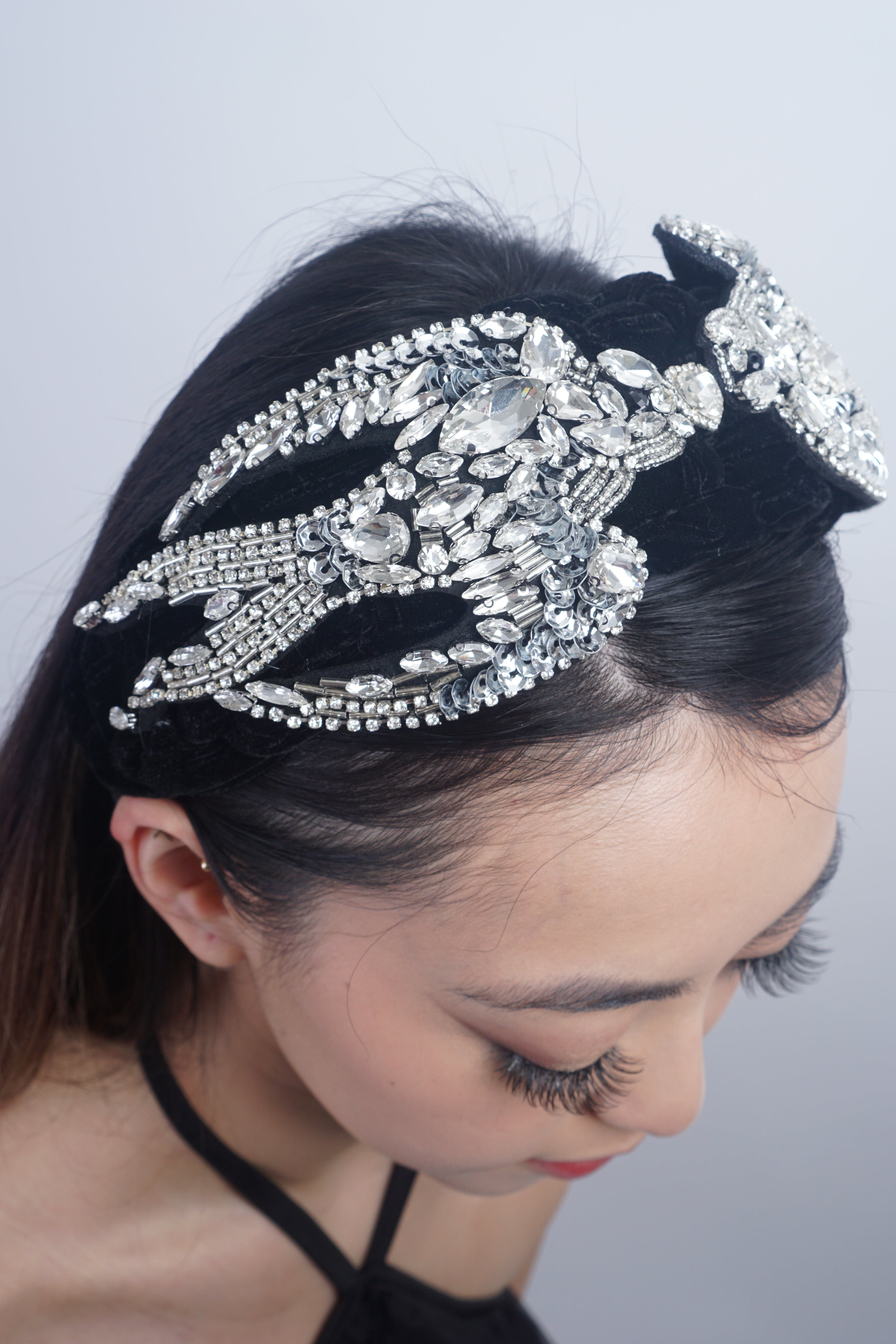 DCD HEADBANDS Black Velvet Bird Rhinestone Headband